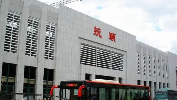 晋江市到抚顺物流专线，天天发车