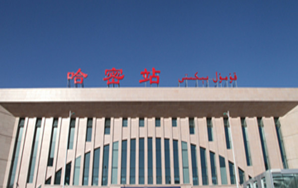 晋江市到哈密物流专线，天天发车